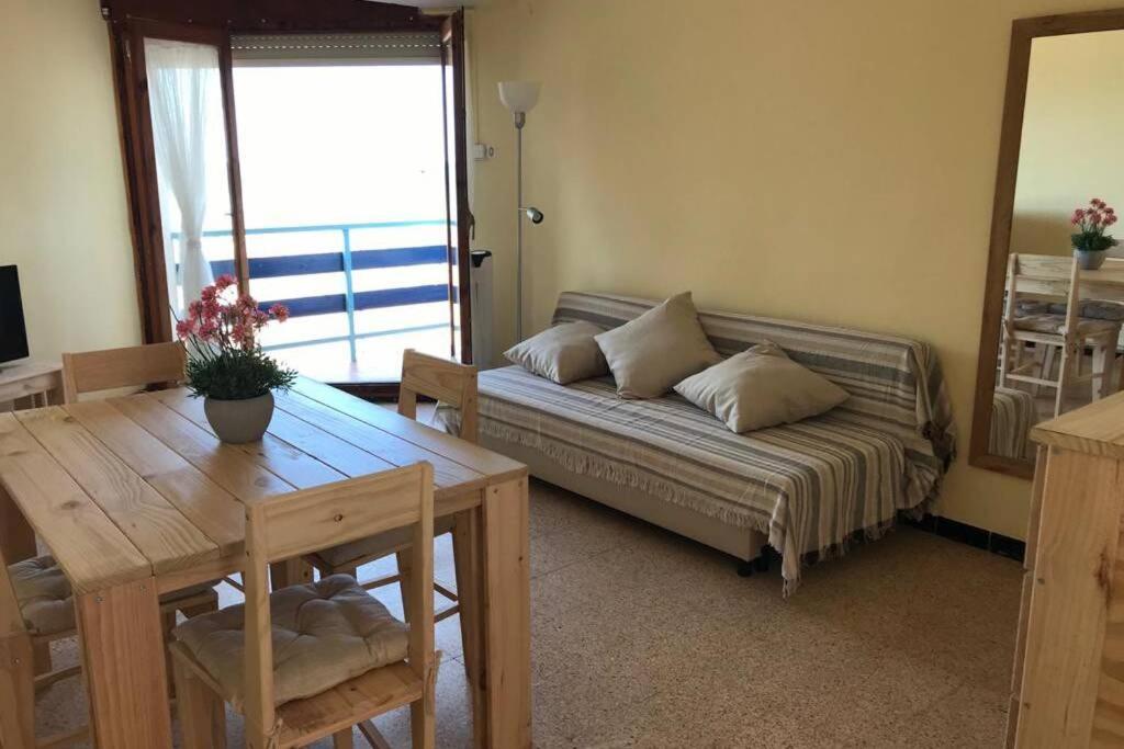 El Faro Apartaments Platja Llarga-Les Salines-Tgn 타라고나 외부 사진