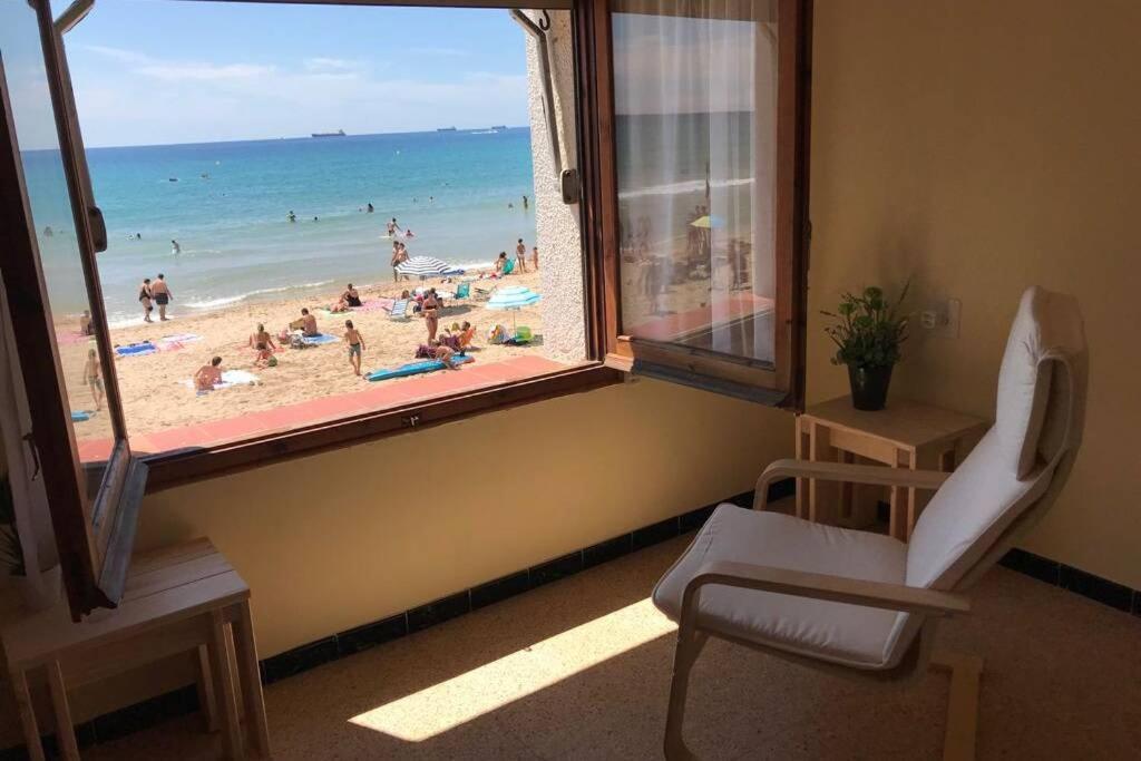 El Faro Apartaments Platja Llarga-Les Salines-Tgn 타라고나 외부 사진