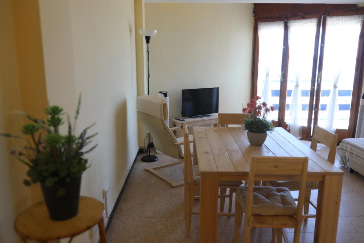 El Faro Apartaments Platja Llarga-Les Salines-Tgn 타라고나 외부 사진