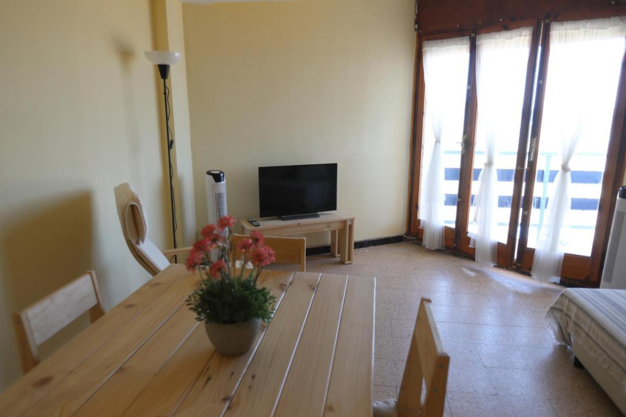 El Faro Apartaments Platja Llarga-Les Salines-Tgn 타라고나 외부 사진