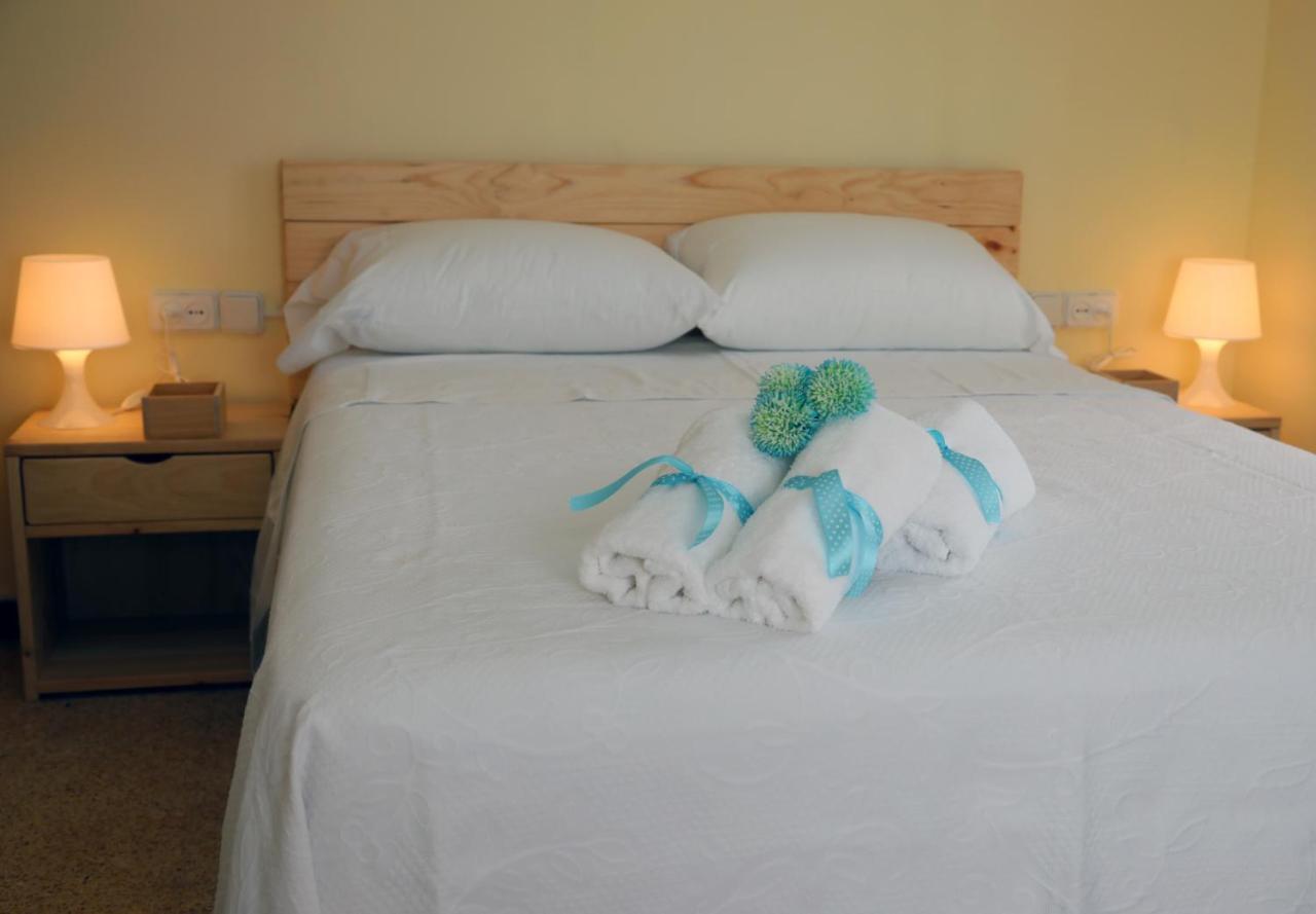 El Faro Apartaments Platja Llarga-Les Salines-Tgn 타라고나 외부 사진